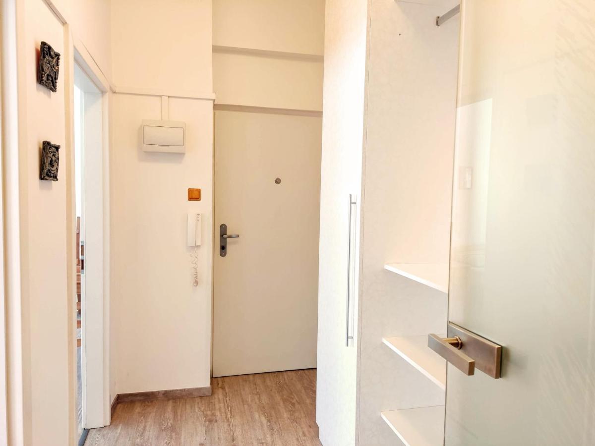 פראג Apartment Zizkov מראה חיצוני תמונה